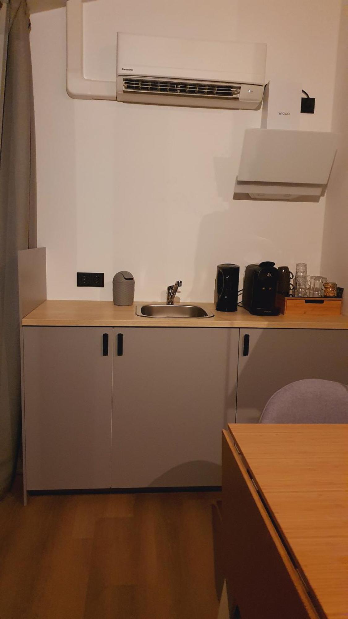 Bed and Breakfast Hippe Schuur Tytsjerk Zewnętrze zdjęcie